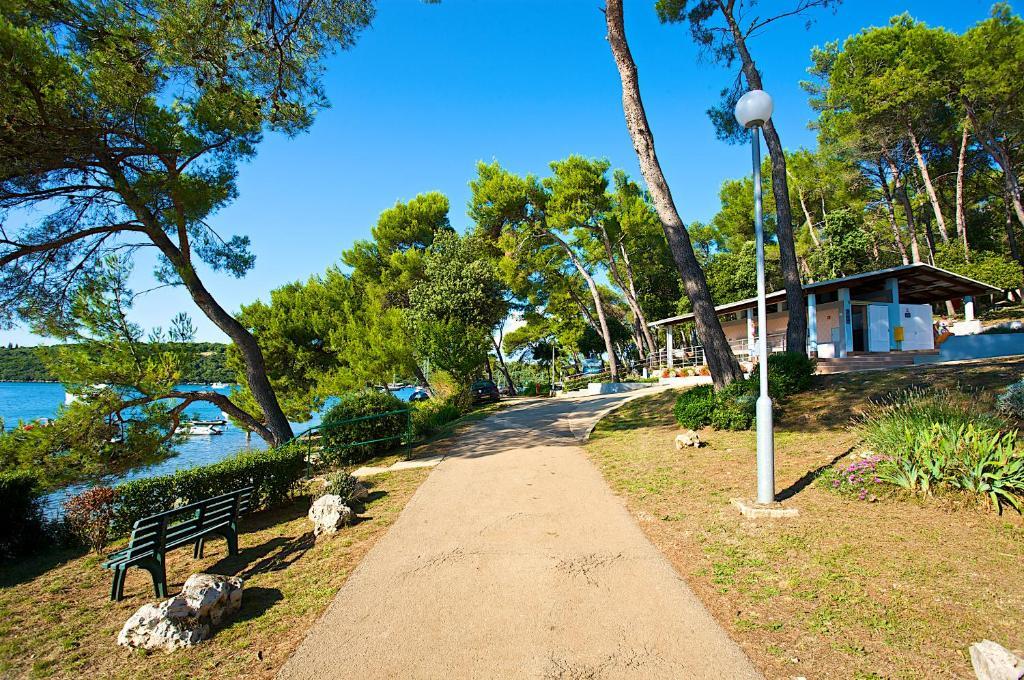 Arena Indije Mobile Homes Banjole Bagian luar foto
